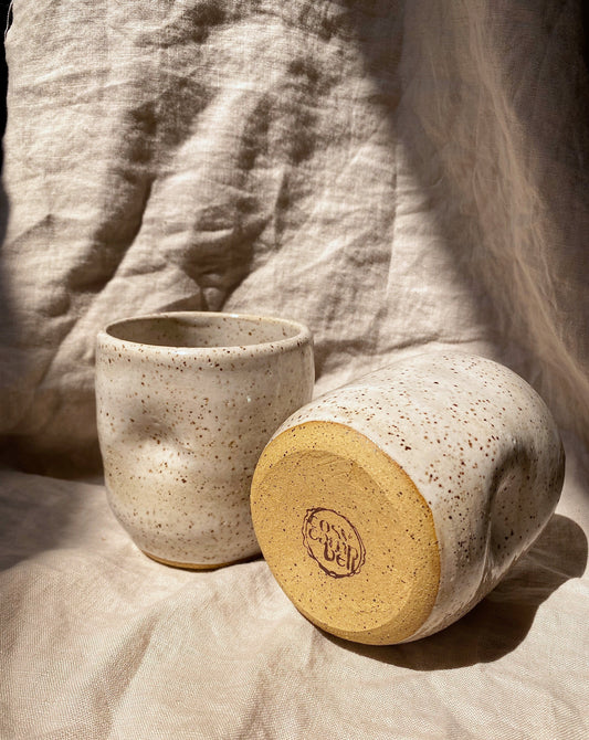 DOUBLE PINCH MUG - WHITE GLOSS