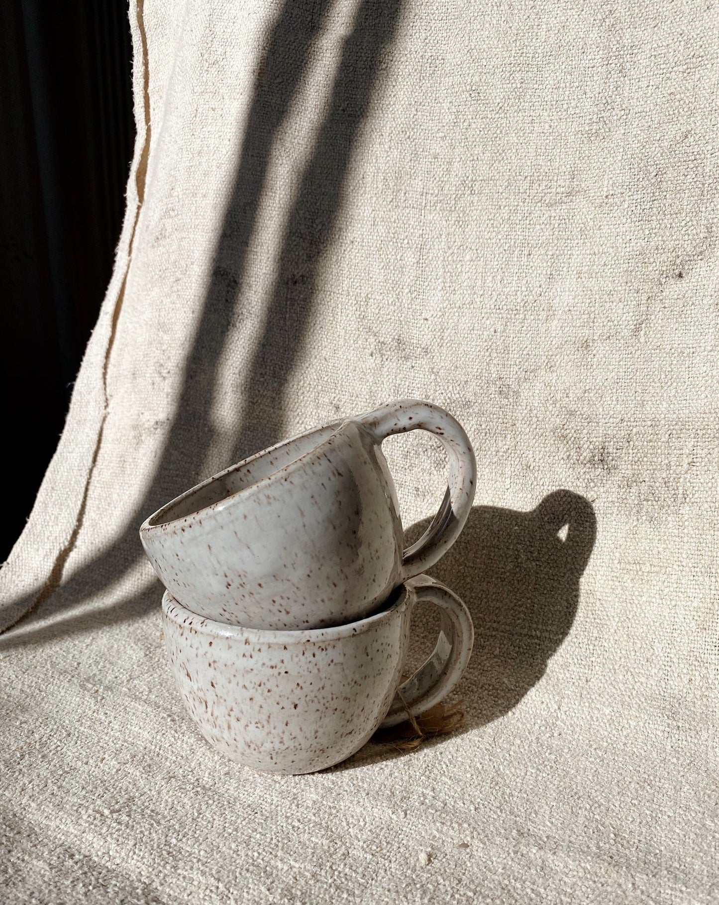 BUBBLE MUG - WHITE GLOSS